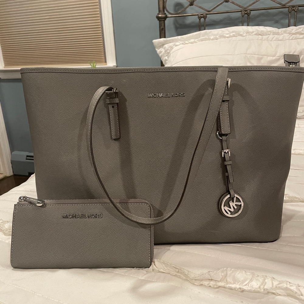 Michael Kors purse & wallet